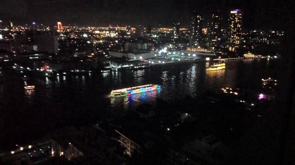 Baan Sathorn Riverfront Bangkok Camera foto