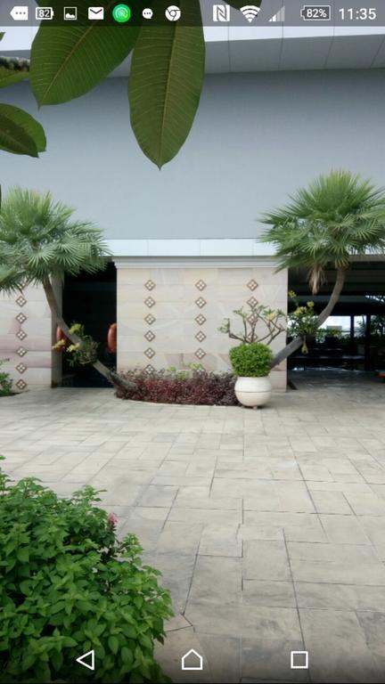 Baan Sathorn Riverfront Bangkok Esterno foto