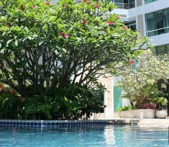 Baan Sathorn Riverfront Bangkok Esterno foto