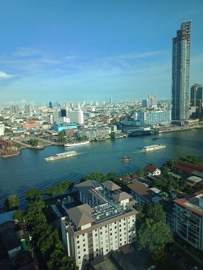 Baan Sathorn Riverfront Bangkok Esterno foto